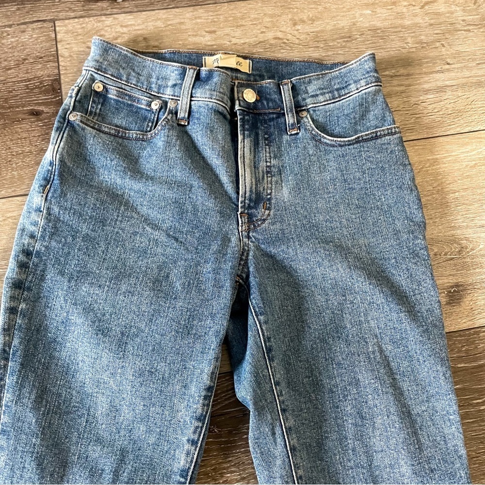 Madewell The Mid-Rise Perfect Vintage Jeans Size 25 Color: Knowland Wash - Picture 5 of 11